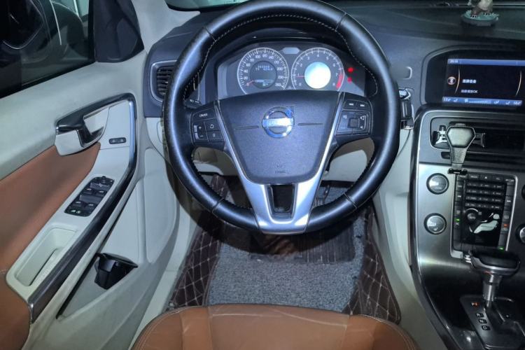 Used Volvo S60 2012 T5 Zhiya Edition Steering Wheel