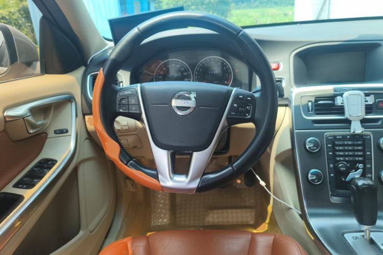 Used Volvo S60 2012 T5 Zhiya Edition Steering Wheel