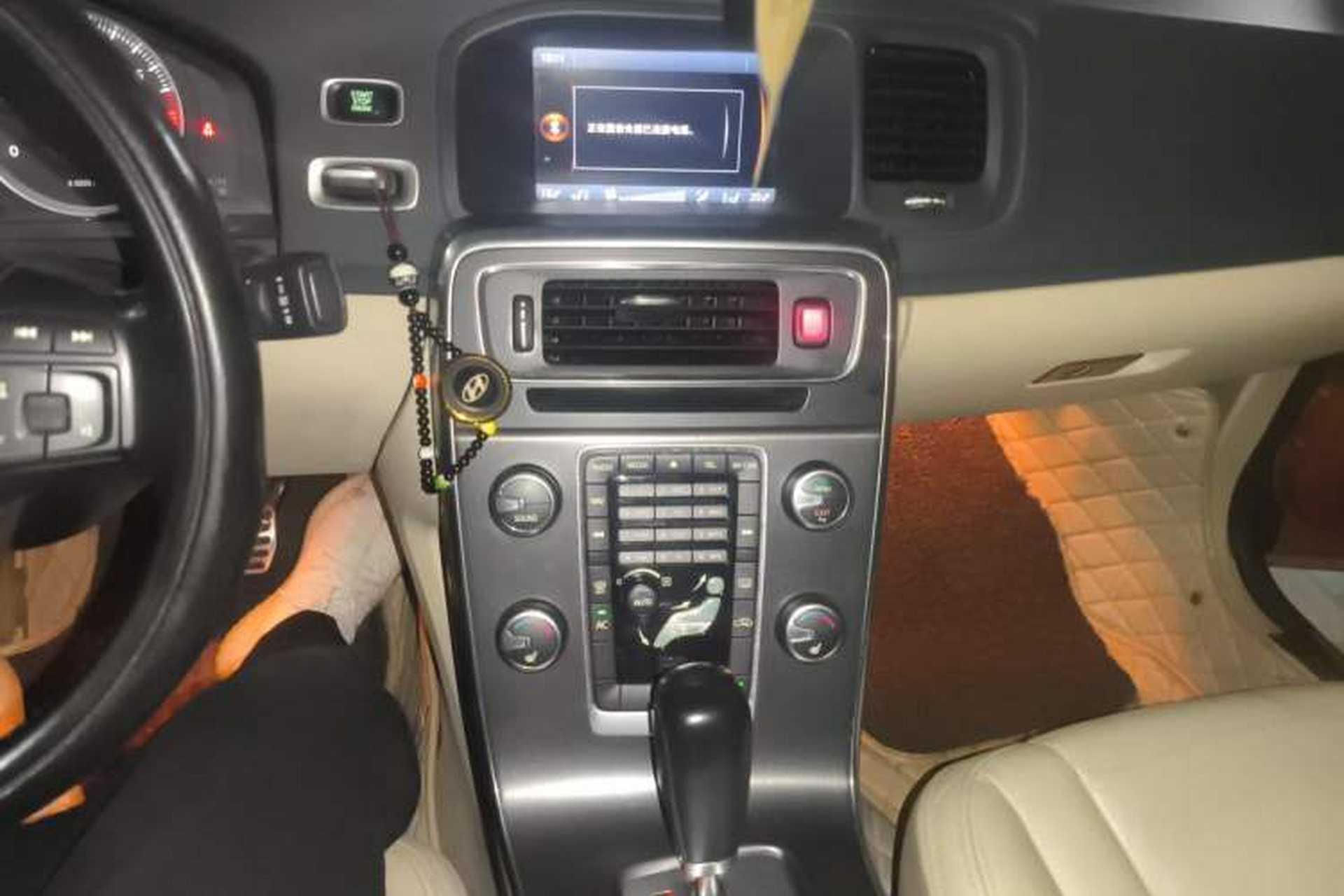 Used Volvo S60 2012 T5 Zhiya Edition Audio And AC Panel
