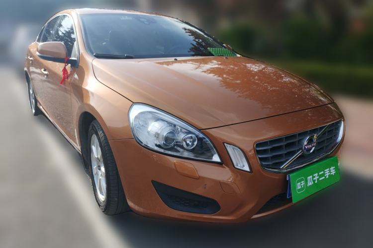 Used Volvo S60 2012 1.6T DRIVe Comfort Edition Front Right 45 Deg