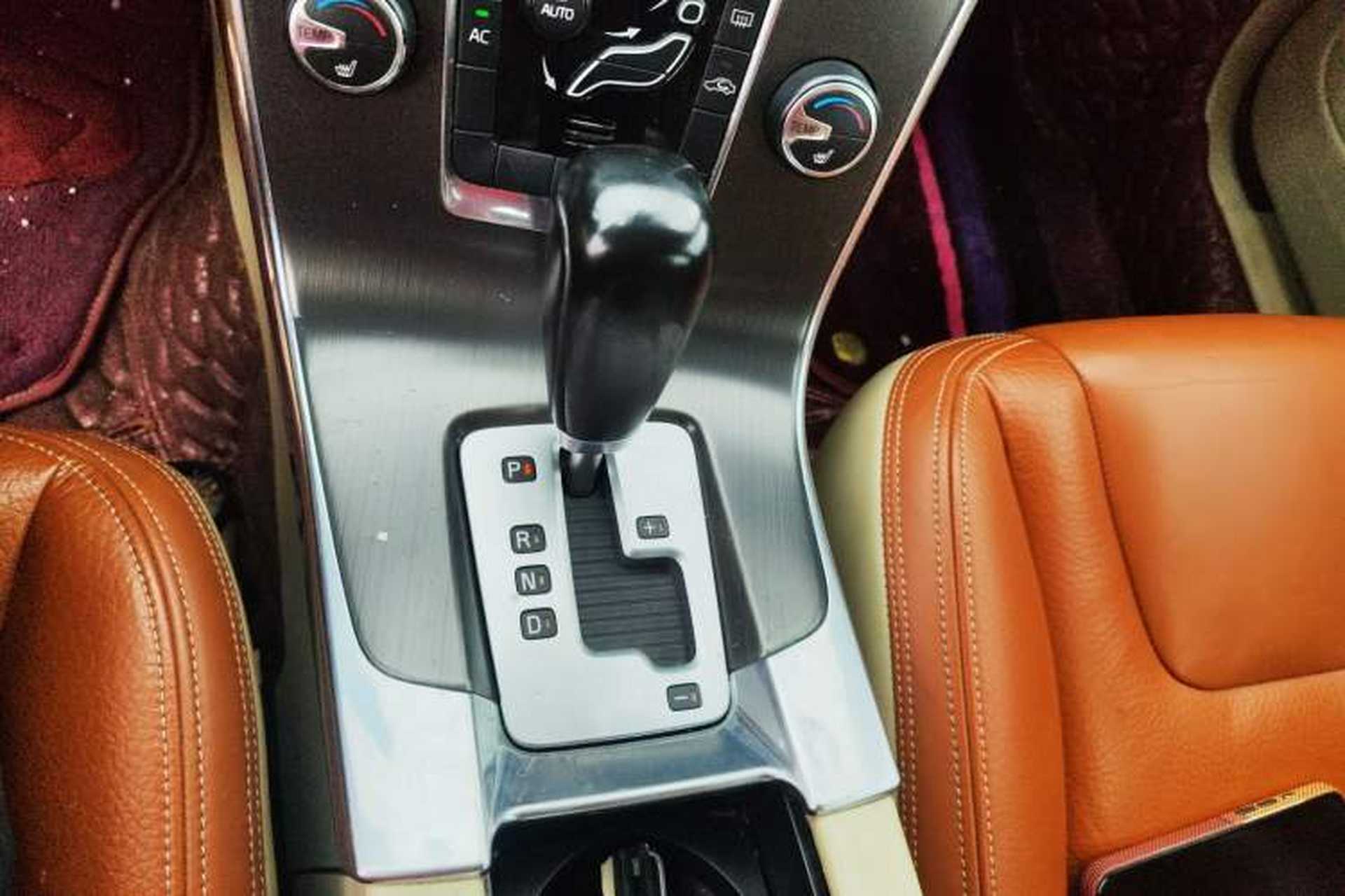 Used Volvo S60 2012 1.6T DRIVe Zhiya Edition Gear Lever