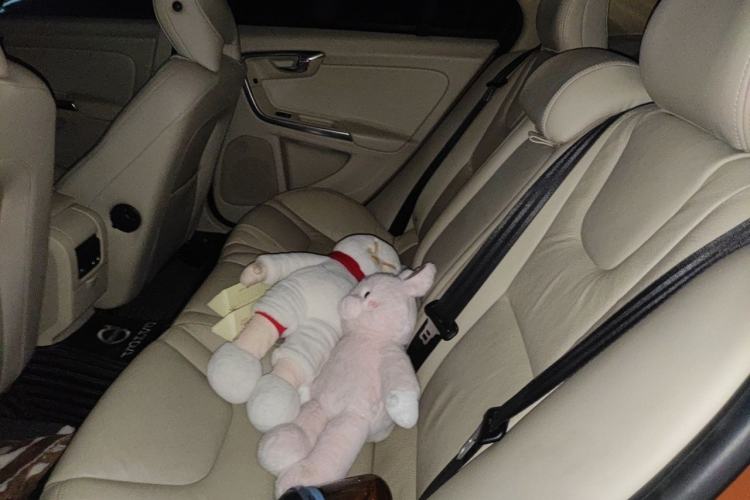 Used Volvo S60 2012 T5 Prestige Edition Left Rear Seat