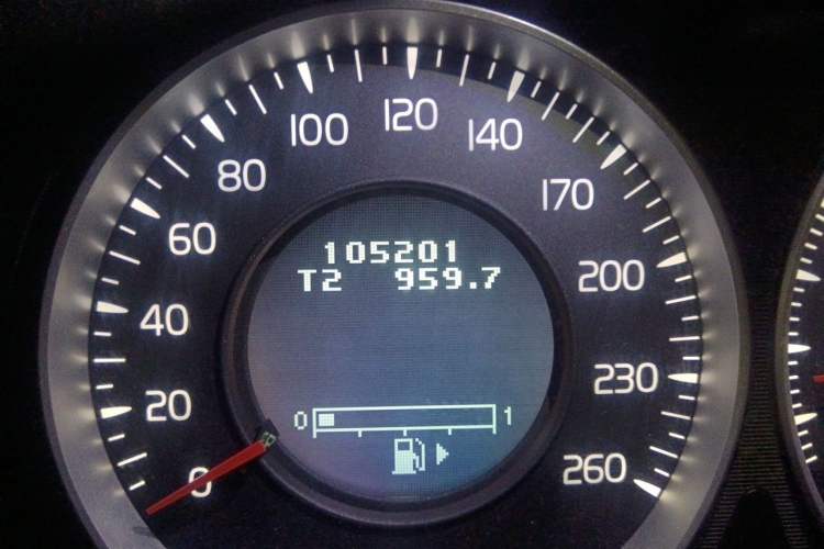 Used Volvo S60 2012 T5 Prestige Edition Odometer Close Up