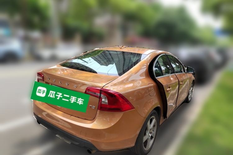 Used Volvo S60 2012 T5 Zhiya Edition Rear Right 45 Deg