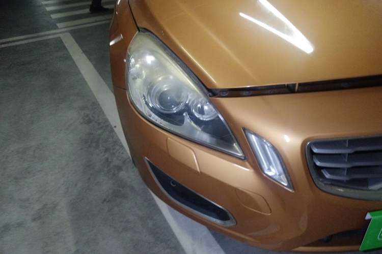 Used Volvo S60 2012 T5 Prestige Edition Right Front Headlight