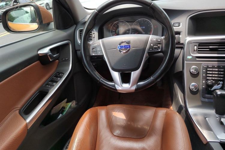 Used Volvo S60 2012 T5 Zhiya Edition Steering Wheel