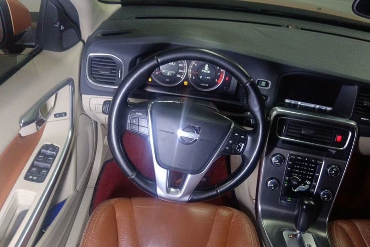 Used Volvo S60 2012 T5 Prestige Edition Steering Wheel