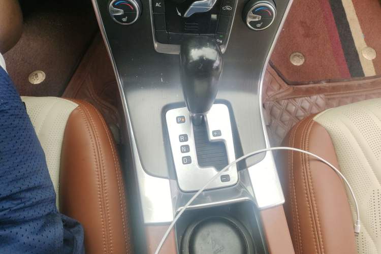 Used Volvo S60 2012 T5 Zhiya Edition Gear Lever