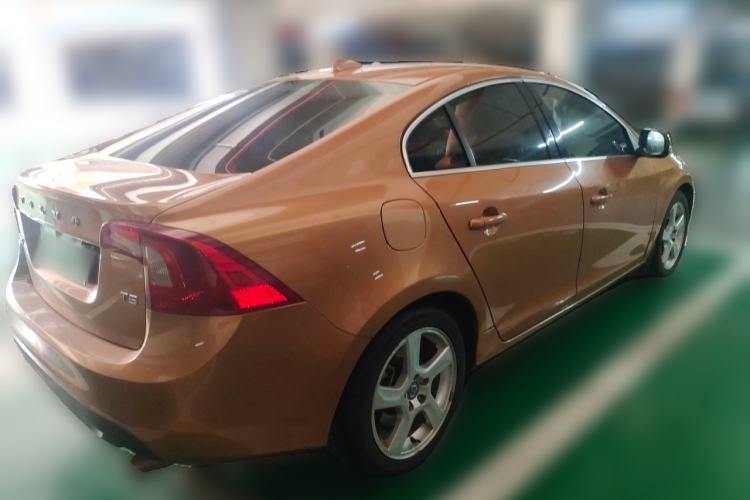 Used Volvo S60 2012 T5 Comfort Edition Rear Right 45 Deg