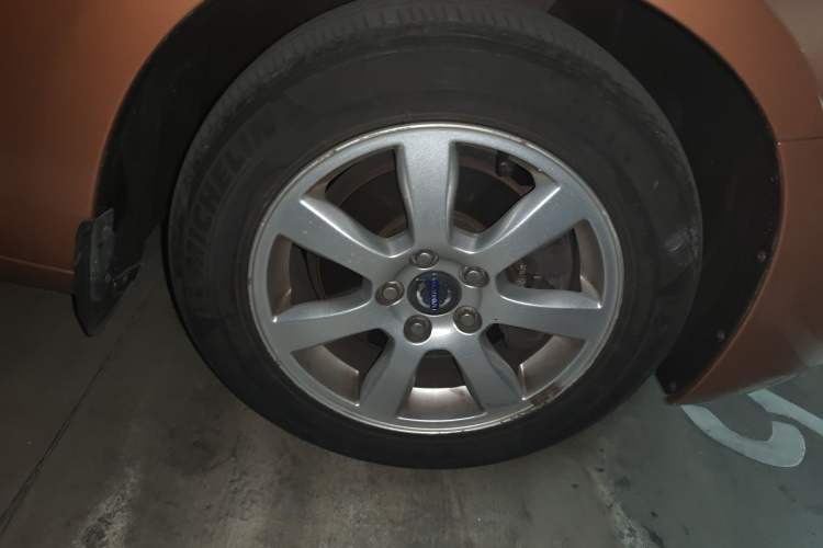 Used Volvo S60 2012 1.6T DRIVe Comfort Edition Right Front Wheel Hub