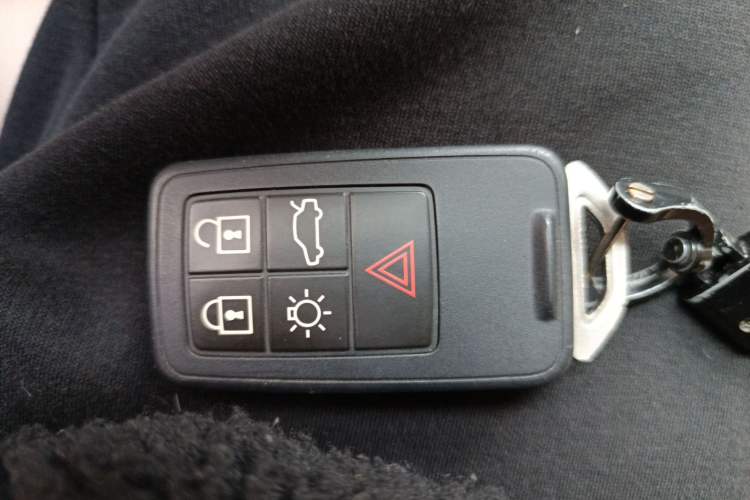Used Volvo S60 2012 1.6T DRIVe Comfort Edition Vehicle Key