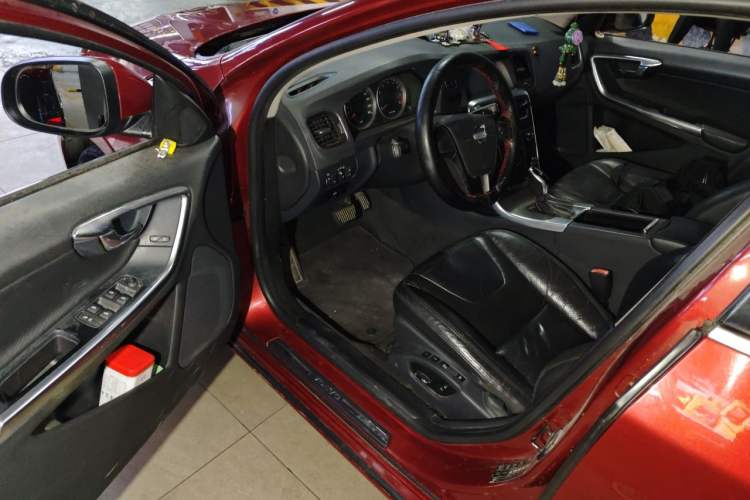 Used Volvo S60 2012 1.6T DRIVe Comfort Edition Driver Seat