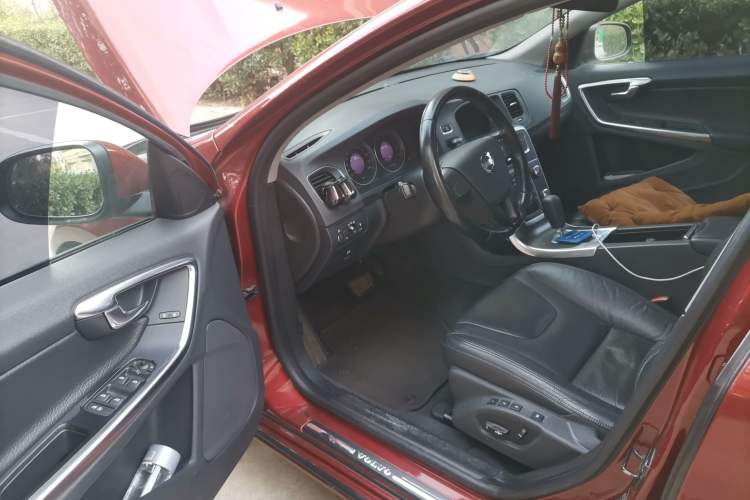 Used Volvo S60 2012 1.6T DRIVe Comfort Edition Driver Seat