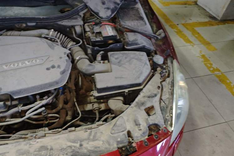 Used Volvo S60 2012 1.6T DRIVe Comfort Edition Engine Bay Left