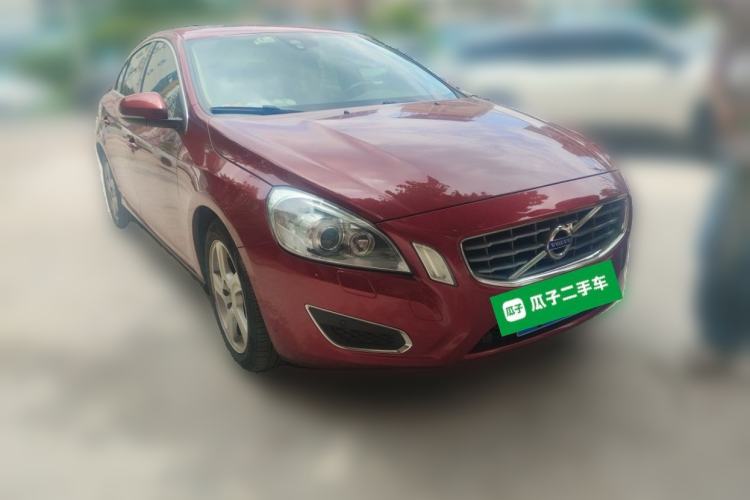 Used Volvo S60 2012 T5 Smart Edition Front Right 45 Deg