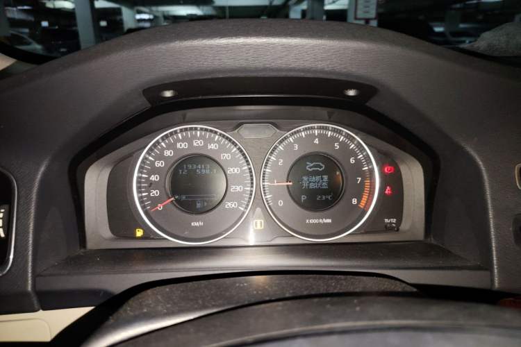 Used Volvo S60 2012 T5 Comfort Edition Instrument Cluster