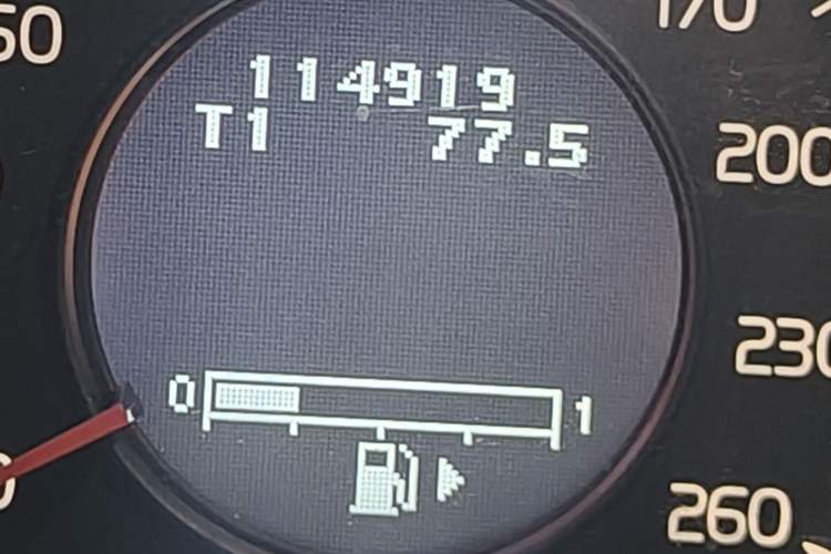 Used Volvo S60 2012 T5 Comfort Edition Odometer Close Up