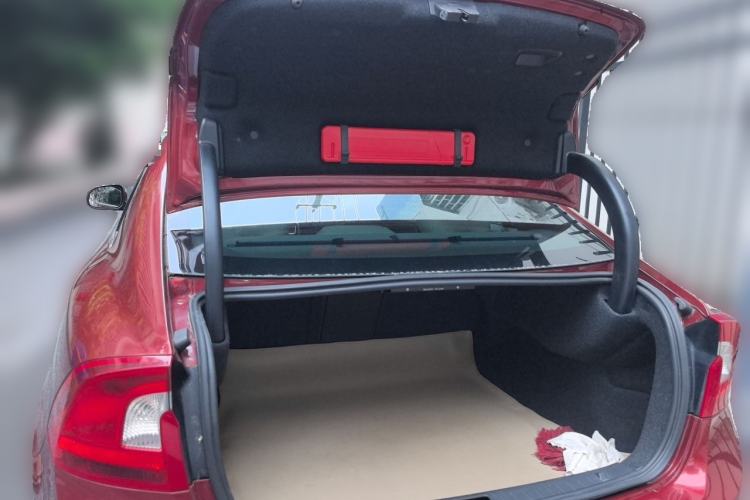 Used Volvo S60 2012 T5 Zhiya Edition Trunk