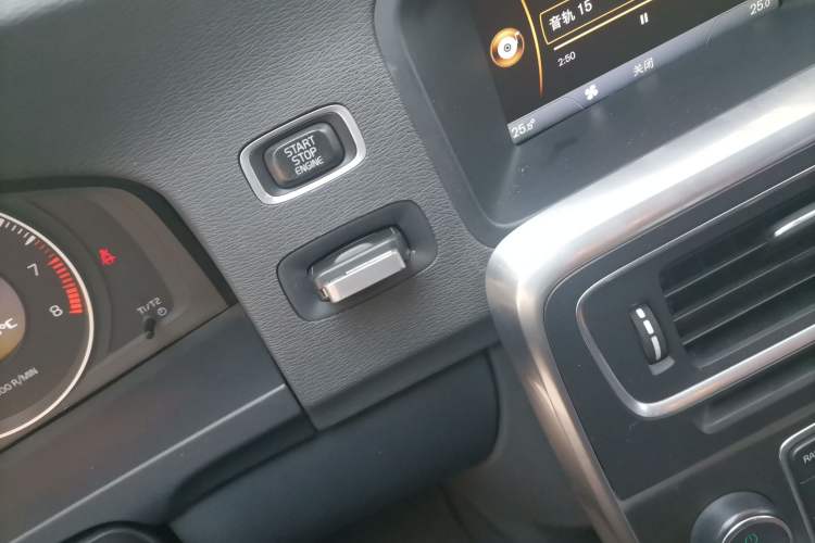 Used Volvo S60 2012 1.6T DRIVe Comfort Edition Vehicle Key