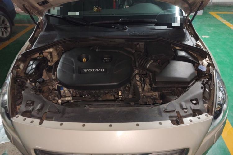 Used Volvo S60 2012 T5 Comfort Edition Engine Bay
