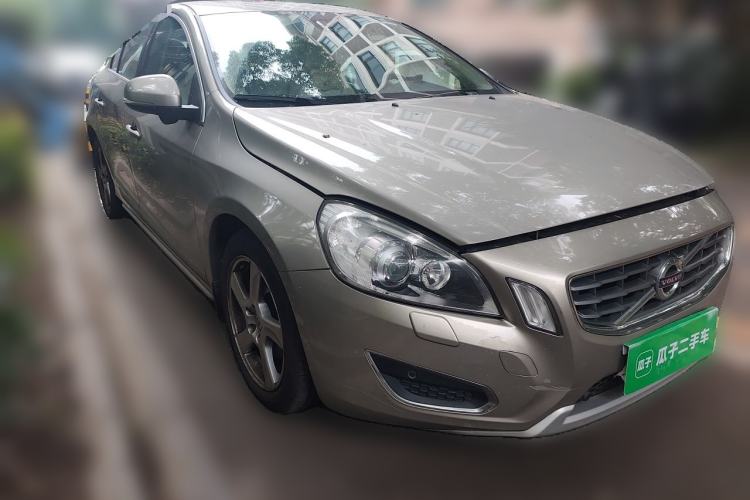 Used Volvo S60 2012 T5 Prestige Edition Front Right 45 Deg