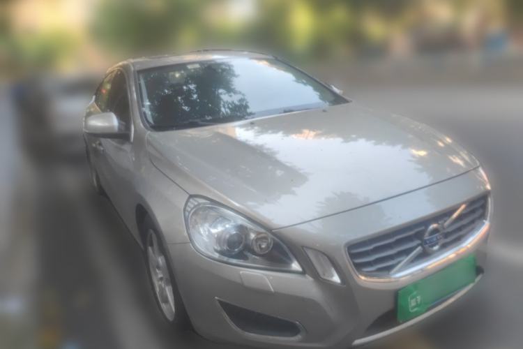 Used Volvo S60 2012 T5 Comfort Edition Front Right 45 Deg