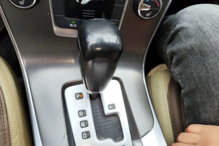 Used Volvo S60 2012 T5 Prestige Edition Gear Lever