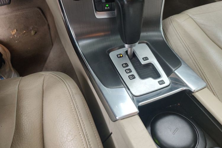 Used Volvo S60 2012 T5 Prestige Edition Gear Lever