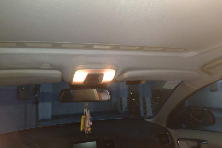 Used Volvo S60 2012 1.6T DRIVe Comfort Edition Headliner