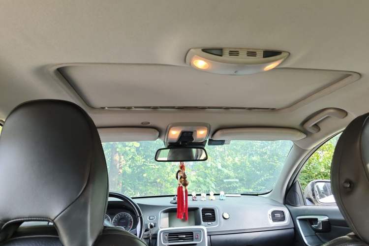 Used Volvo S60 2012 1.6T DRIVe Comfort Edition Headliner