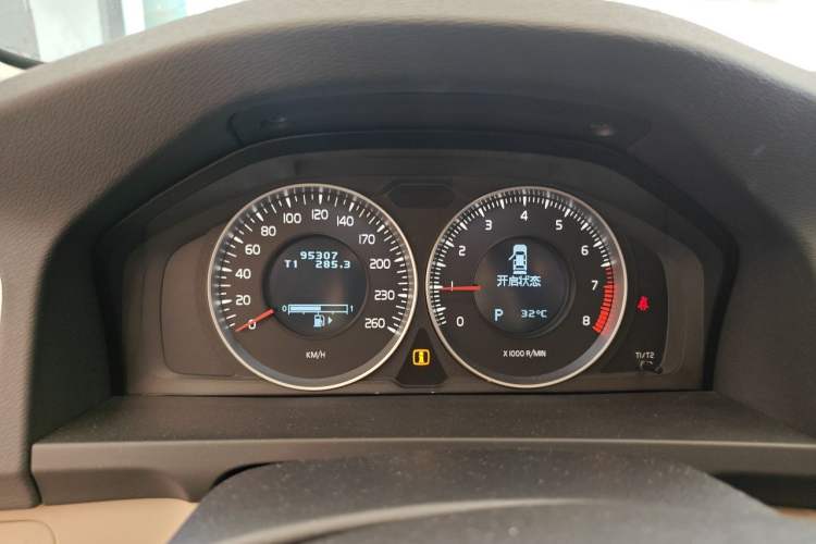 Used Volvo S60 2012 T5 Comfort Edition Instrument Cluster