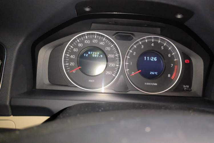 Used Volvo S60 2012 1.6T DRIVe Comfort Edition Odometer Close Up