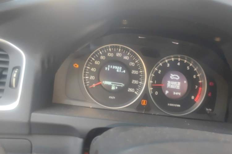 Used Volvo S60 2012 T5 Comfort Edition Odometer Close Up