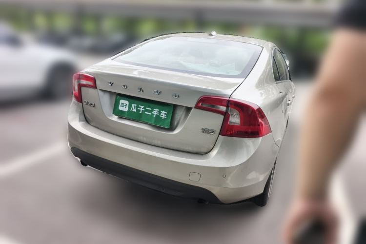 Used Volvo S60 2012 T5 Zhiya Edition Rear Right 45 Deg
