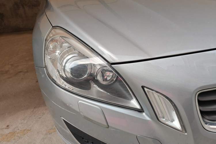 Used Volvo S60 2012 T5 Comfort Edition Right Front Headlight