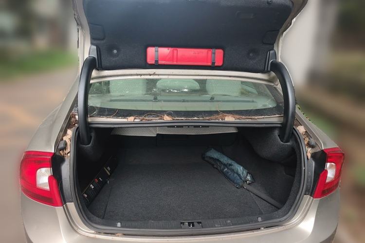 Used Volvo S60 2012 T5 Prestige Edition Trunk