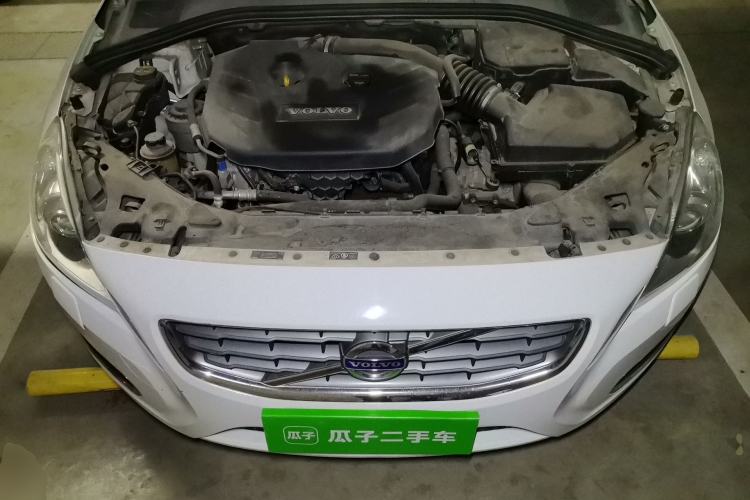 Used Volvo S60 2012 T5 Comfort Edition Engine Bay