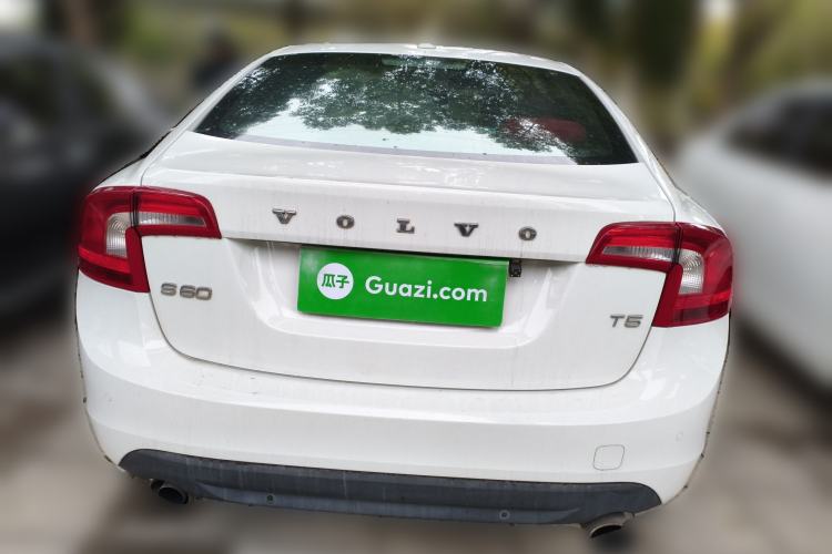 Used Volvo S60 2012 T5 Comfort Edition Exterior 4