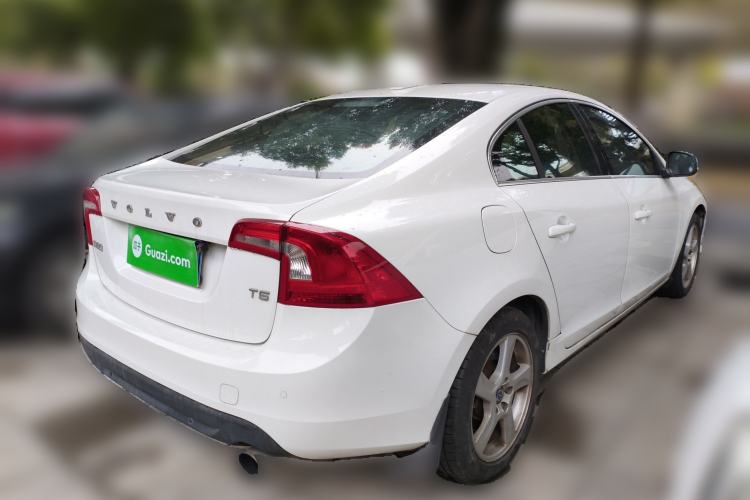 Used Volvo S60 2012 T5 Comfort Edition Exterior 5