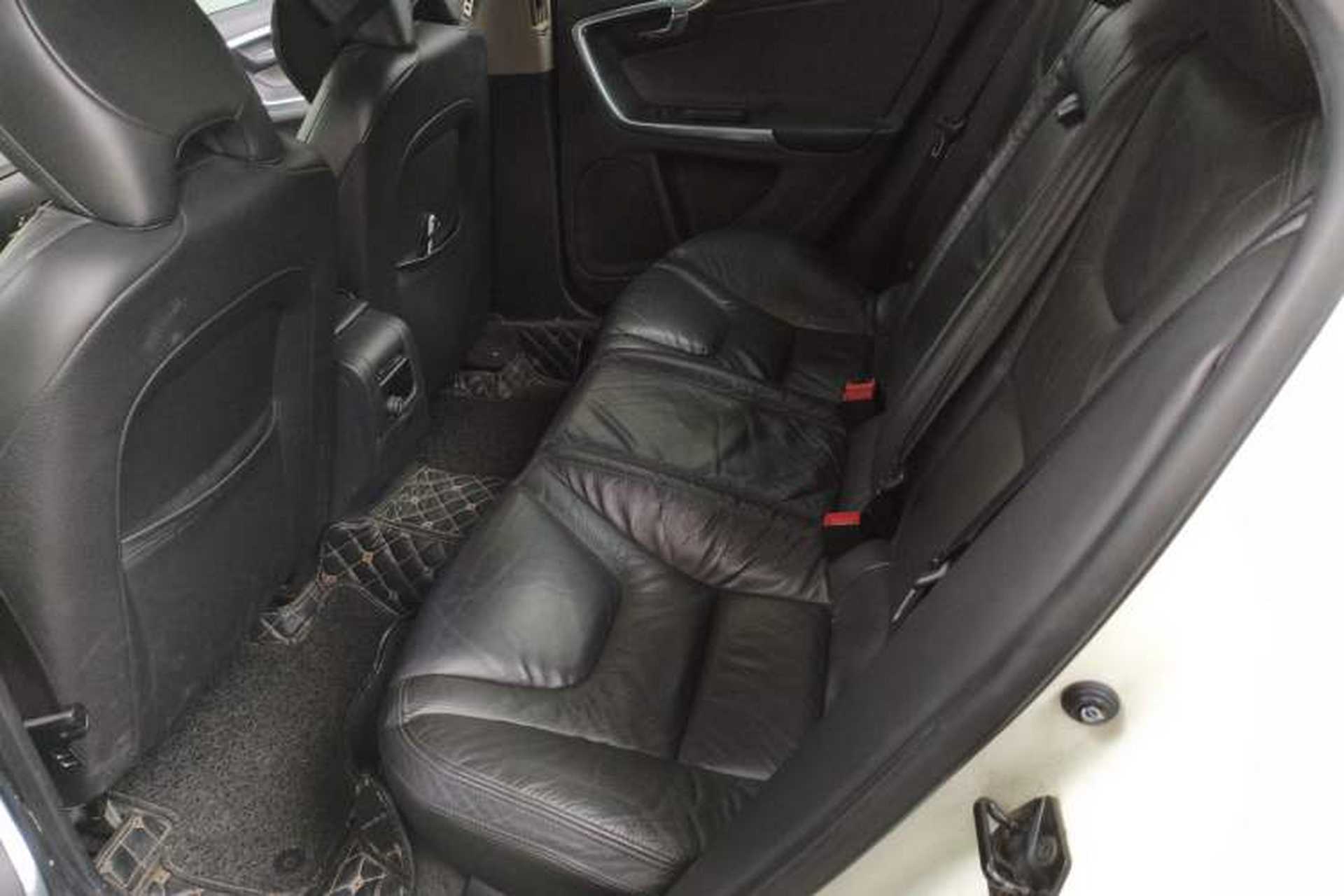 Used Volvo S60 2012 T5 Comfort Edition Interior 4