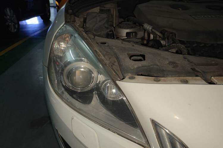 Used Volvo S60 2012 T5 Comfort Edition Right Front Headlight