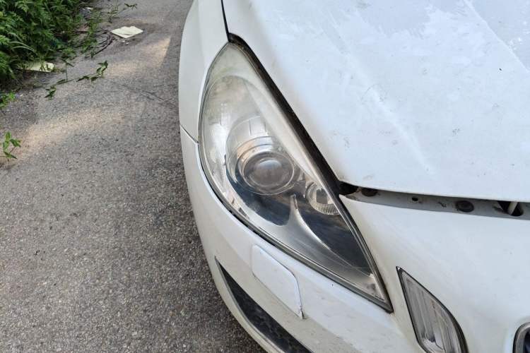 Used Volvo S60 2012 T5 Prestige Edition Right Front Headlight