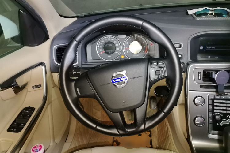 Used Volvo S60 2012 T5 Comfort Edition Steering Wheel