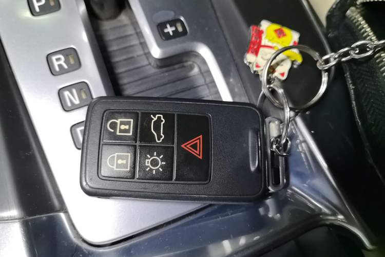 Used Volvo S60 2012 T5 Comfort Edition Vehicle Key