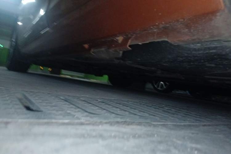 Used Volvo S60 2012 T5 Prestige Edition Chassis Rear Left