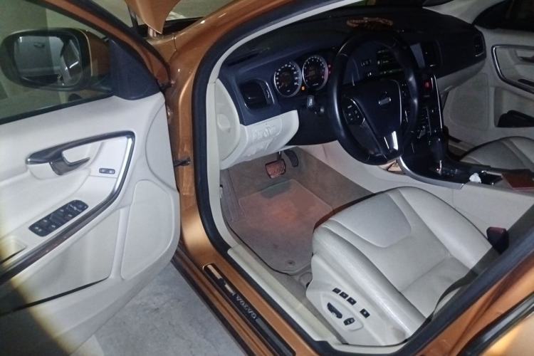 Used Volvo S60 2012 T5 Prestige Edition Driver Seat