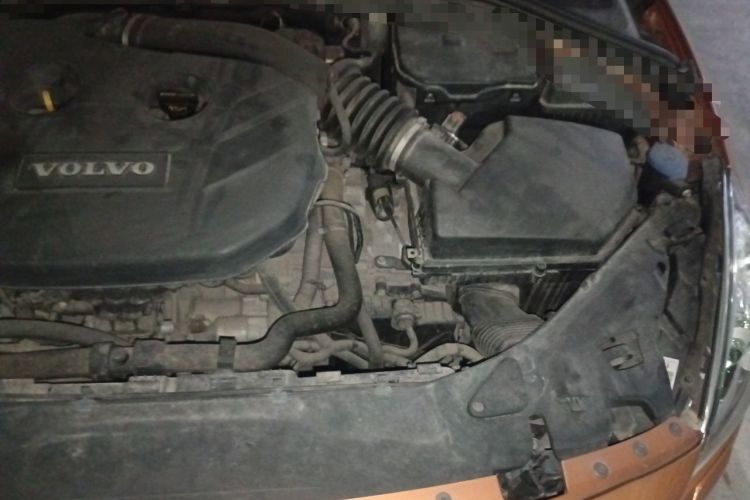 Used Volvo S60 2012 T5 Prestige Edition Engine Bay Left