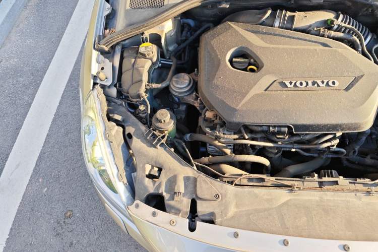 Used Volvo S60 2012 1.6T DRIVe Comfort Edition Engine Bay Right