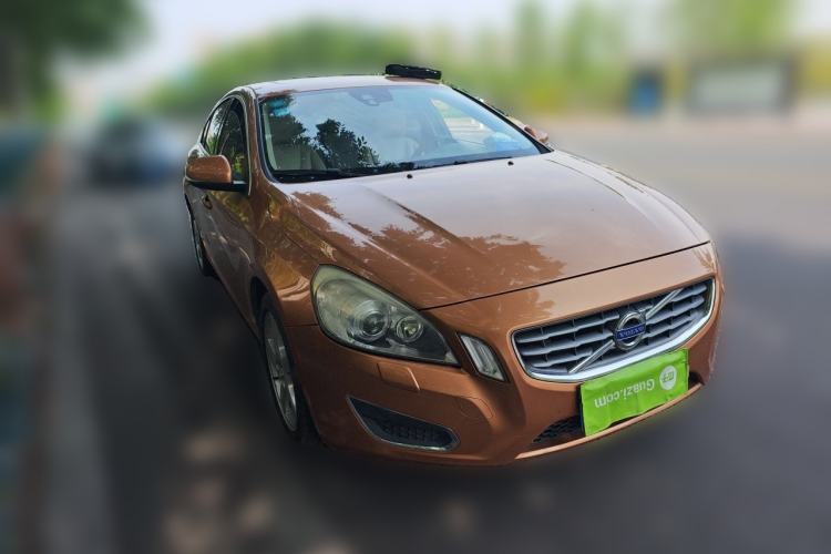 Used Volvo S60 2012 T5 Comfort Edition Front Right 45 Deg