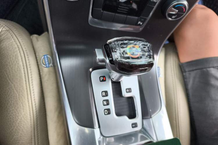 Used Volvo S60 2012 T5 Comfort Edition Gear Lever